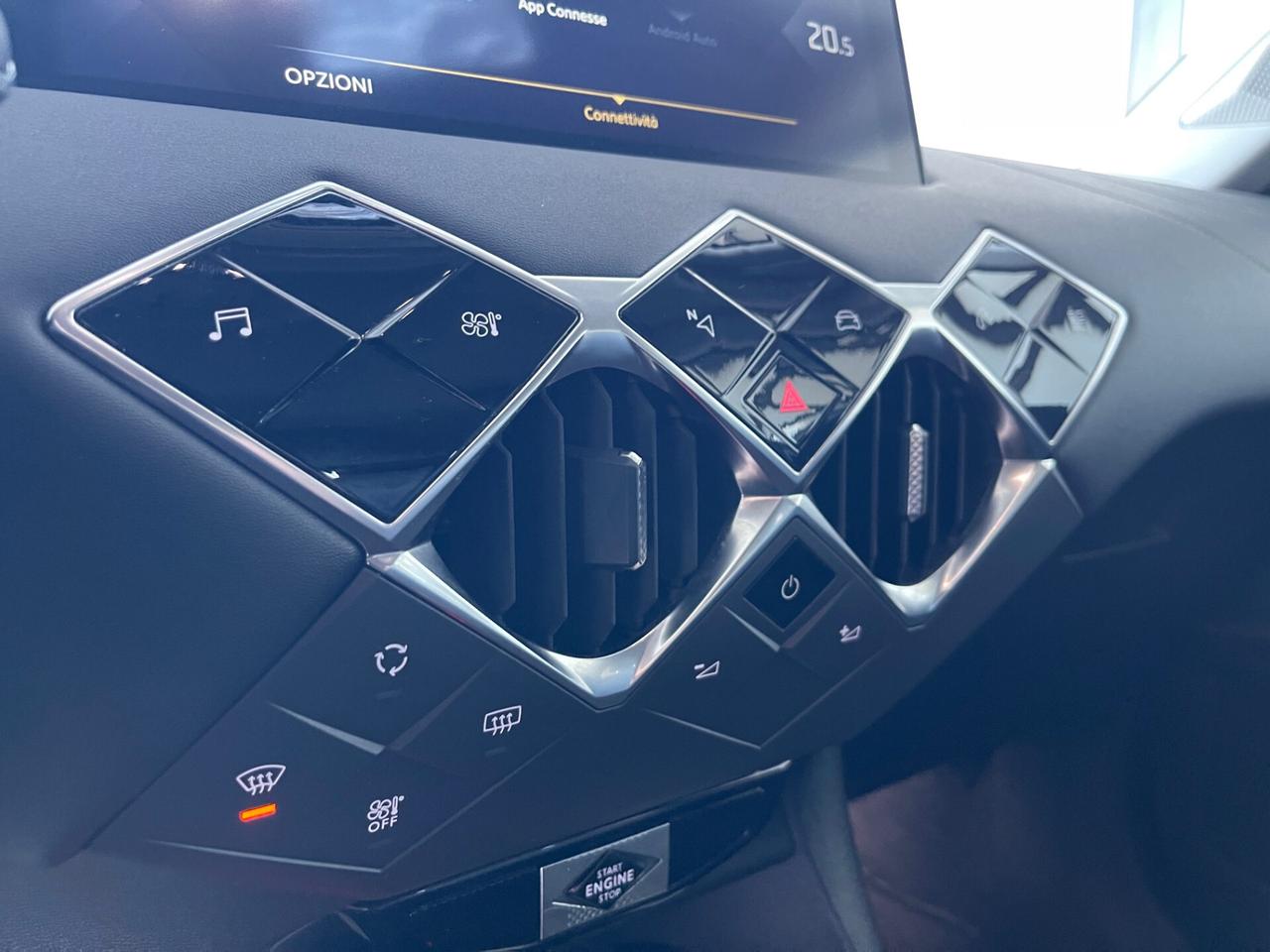 DS3 Crossback PureTech 100 Faubourg