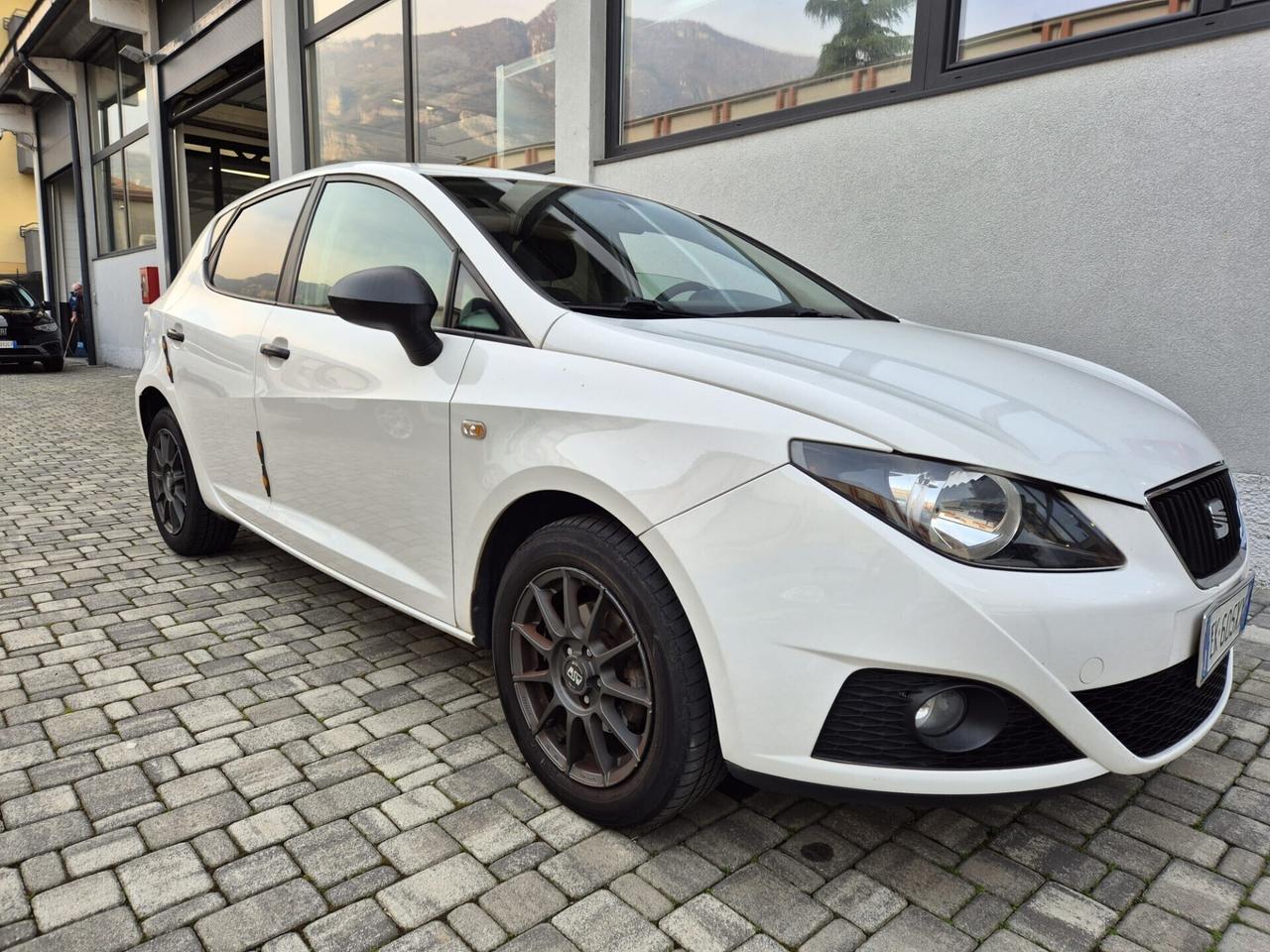 Seat Ibiza 1.2 TDI SOLO PER COMMERCIANTI