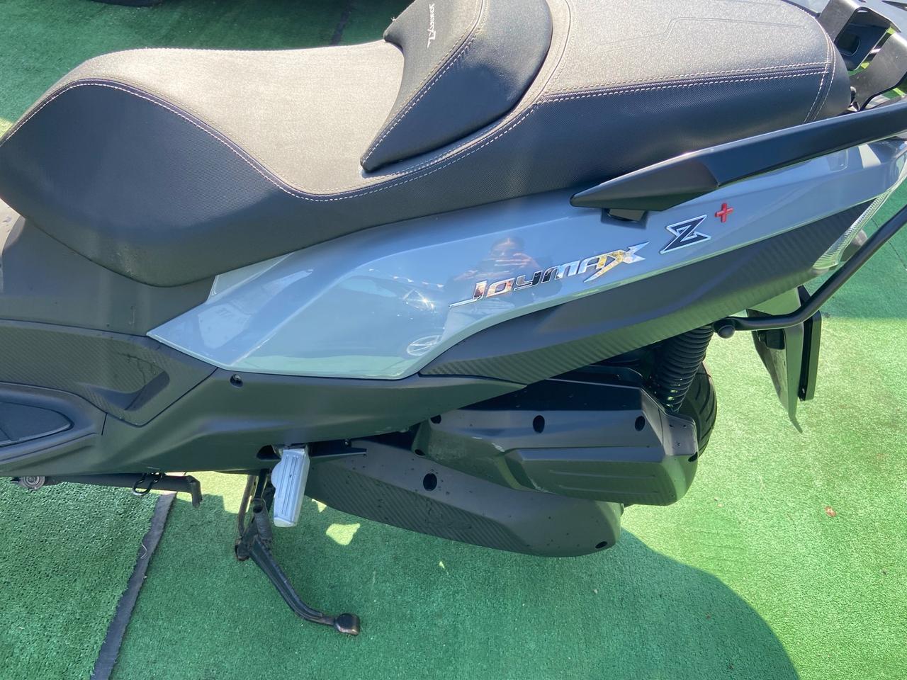 Sym Joymax 300 z+300