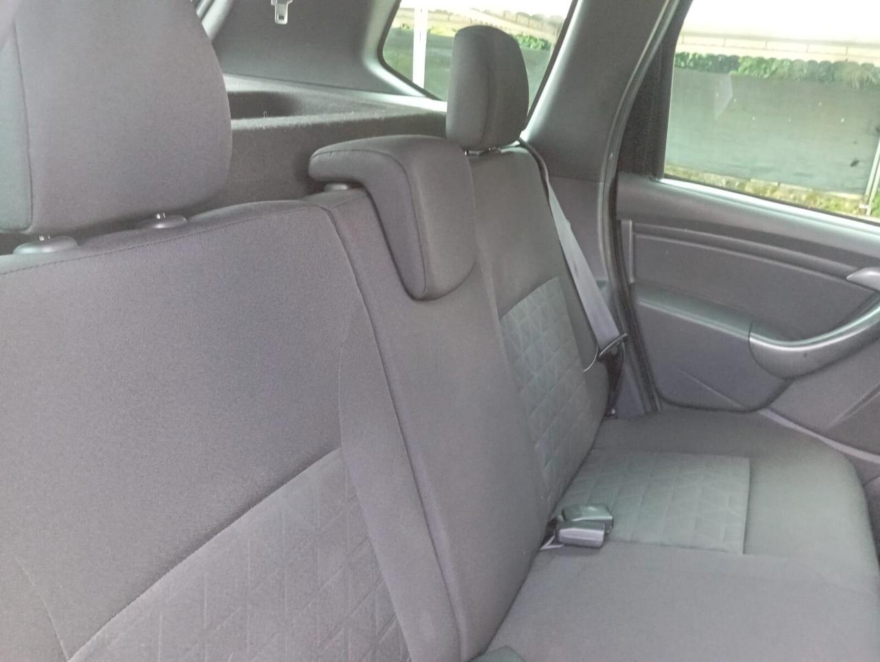 Dacia Duster 1.5dCi110CV4x2Lauréate unipro 82751 km