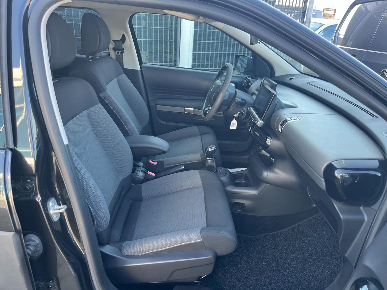 Citroen C4 Cactus 1.2 puretech Shine 82cv E6