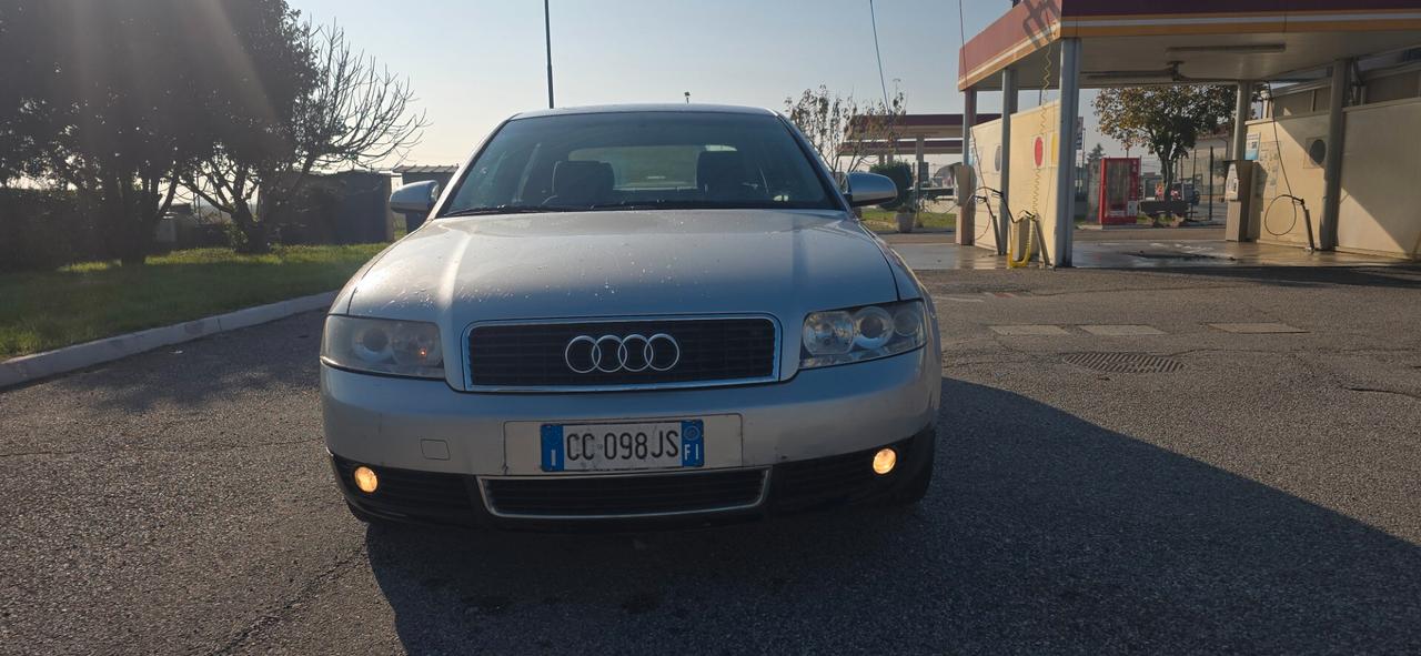 Audi A4 2.0 20V cat