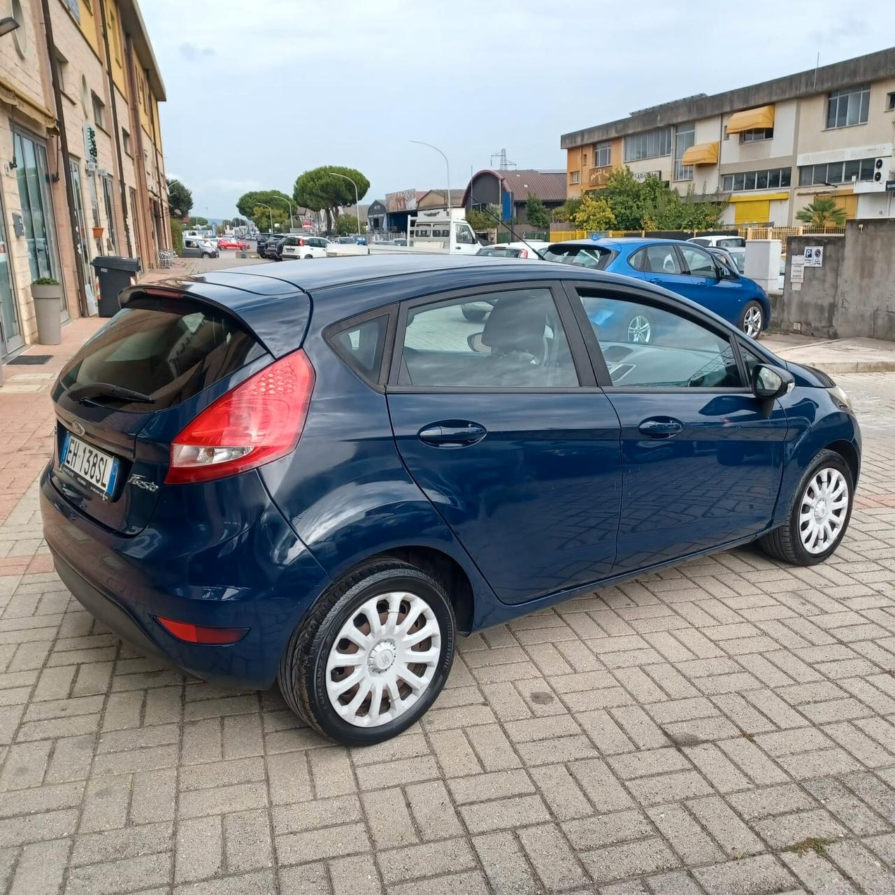 FIESTA 1.4 TDI NEOPATENTATI CON DISTRIBUZIONE E FRIZIONE NUOVI