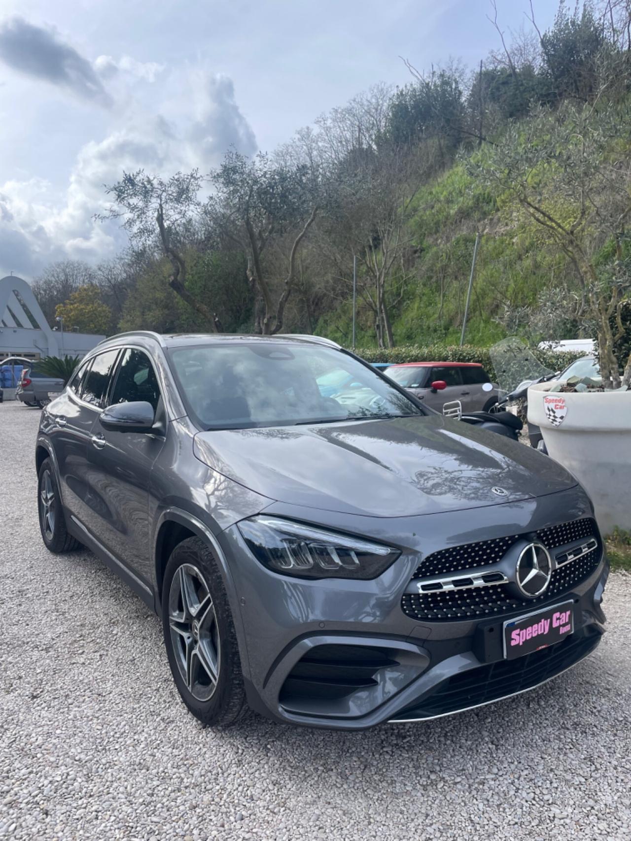 Mercedes-benz GLA 200 GLA 180 d Automatic AMG Line Premium Plus