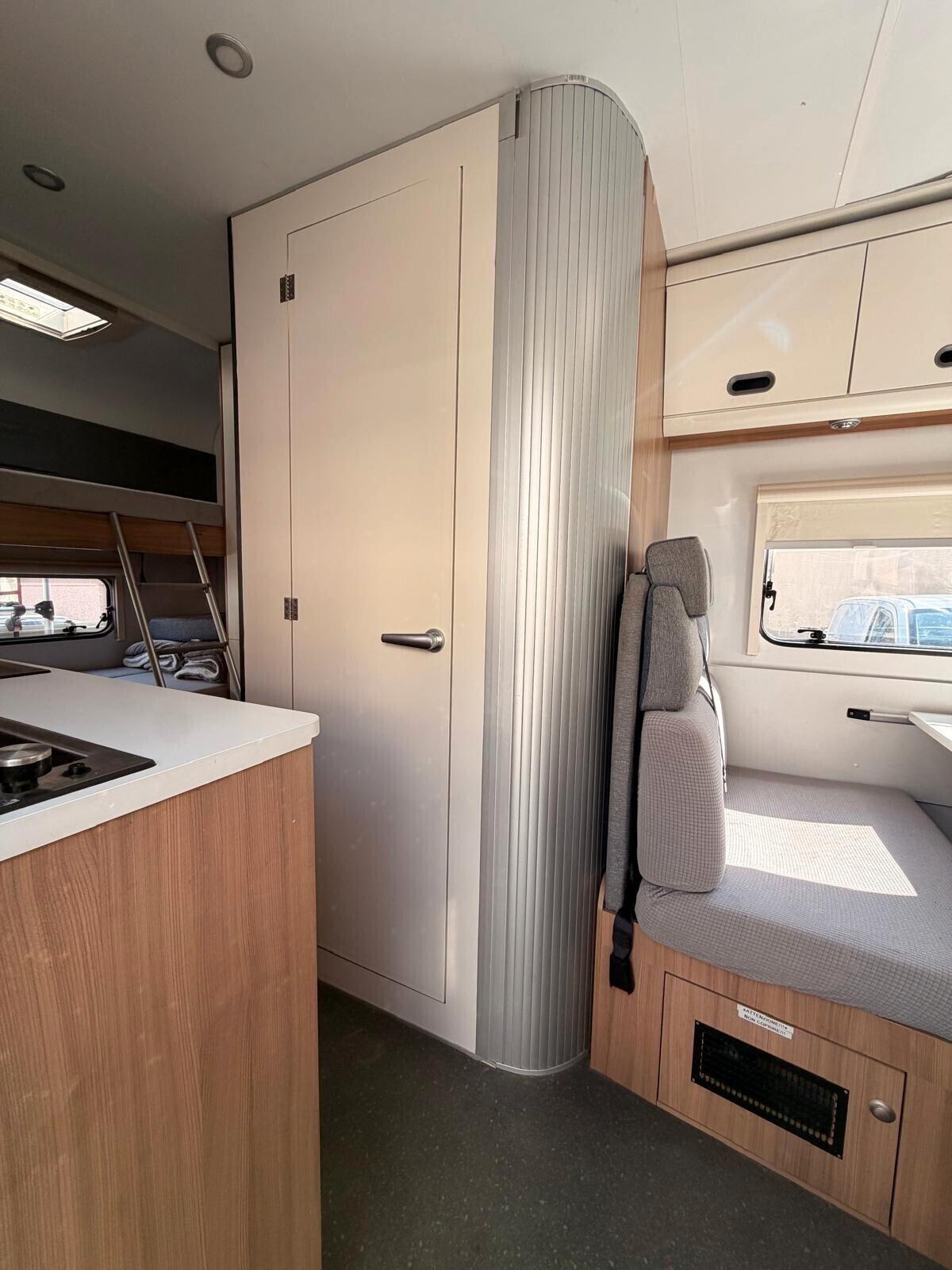 ADRIA sunliving 7 POSTI A LIBRETTO