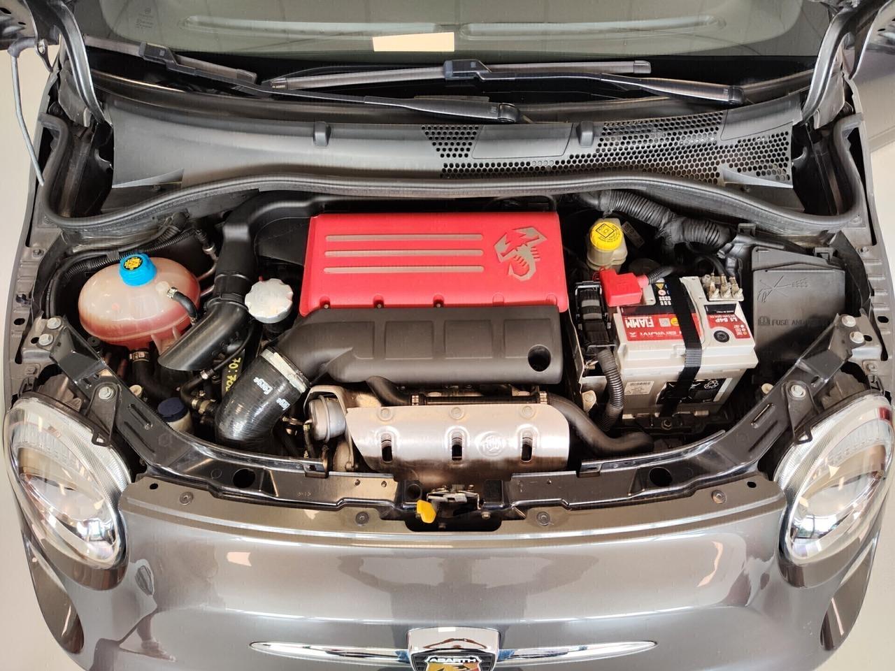 Abarth 500 1.4 Turbo T-Jet Custom