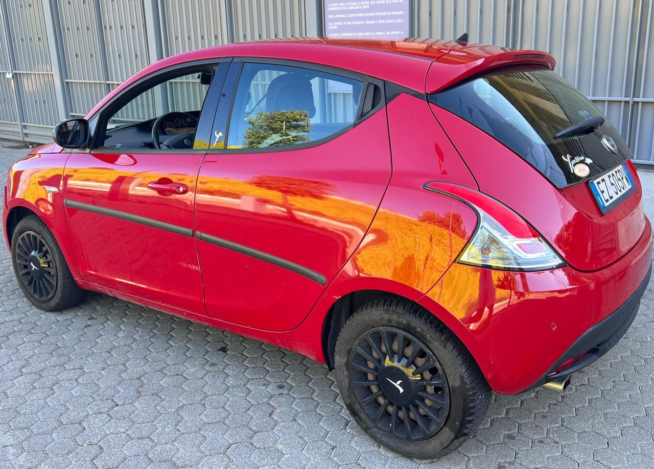 Lancia Ypsilon 1.2 69 CV euro6 unico proprietario