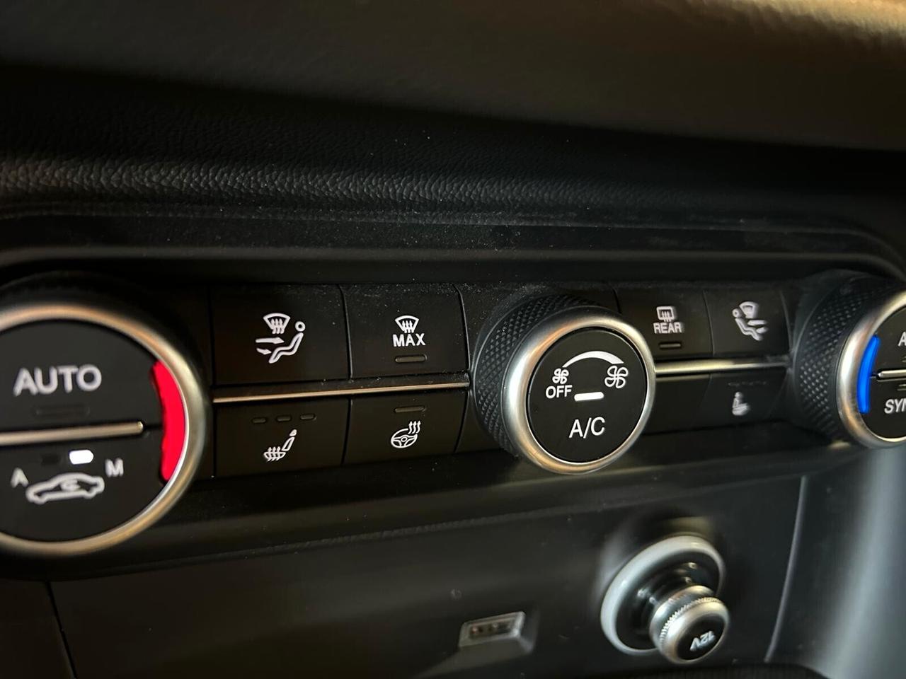 Alfa Romeo Stelvio VELOCE 2.2 Turbodiesel 210 CV AT8 Q4 SPOTICAR