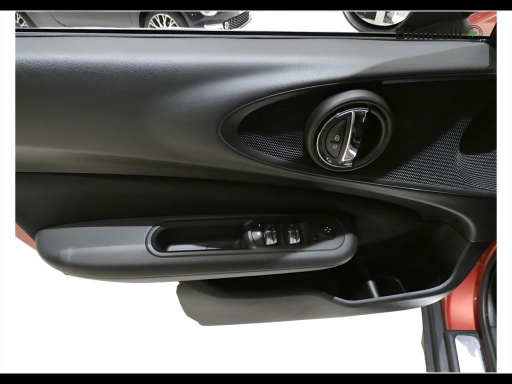 MINI Mini Clubman (F54) - Mini 1.5 One Mayfair Edition Clubman