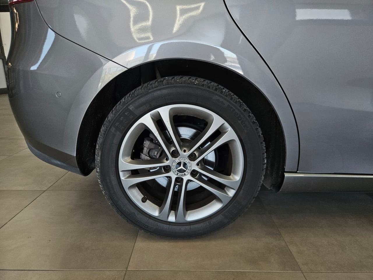 Mercedes-benz B 180 d Automatic Business Extra - NEOPATENTATI