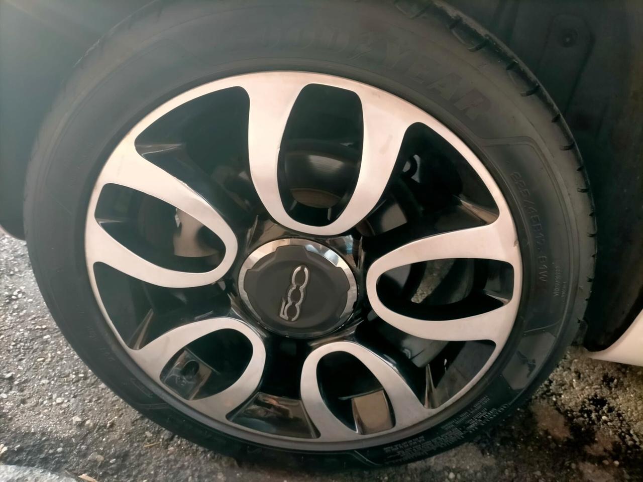 Fiat 500L Living 1.6 Multijet 120 CV Lounge TETTO PANORAMICO