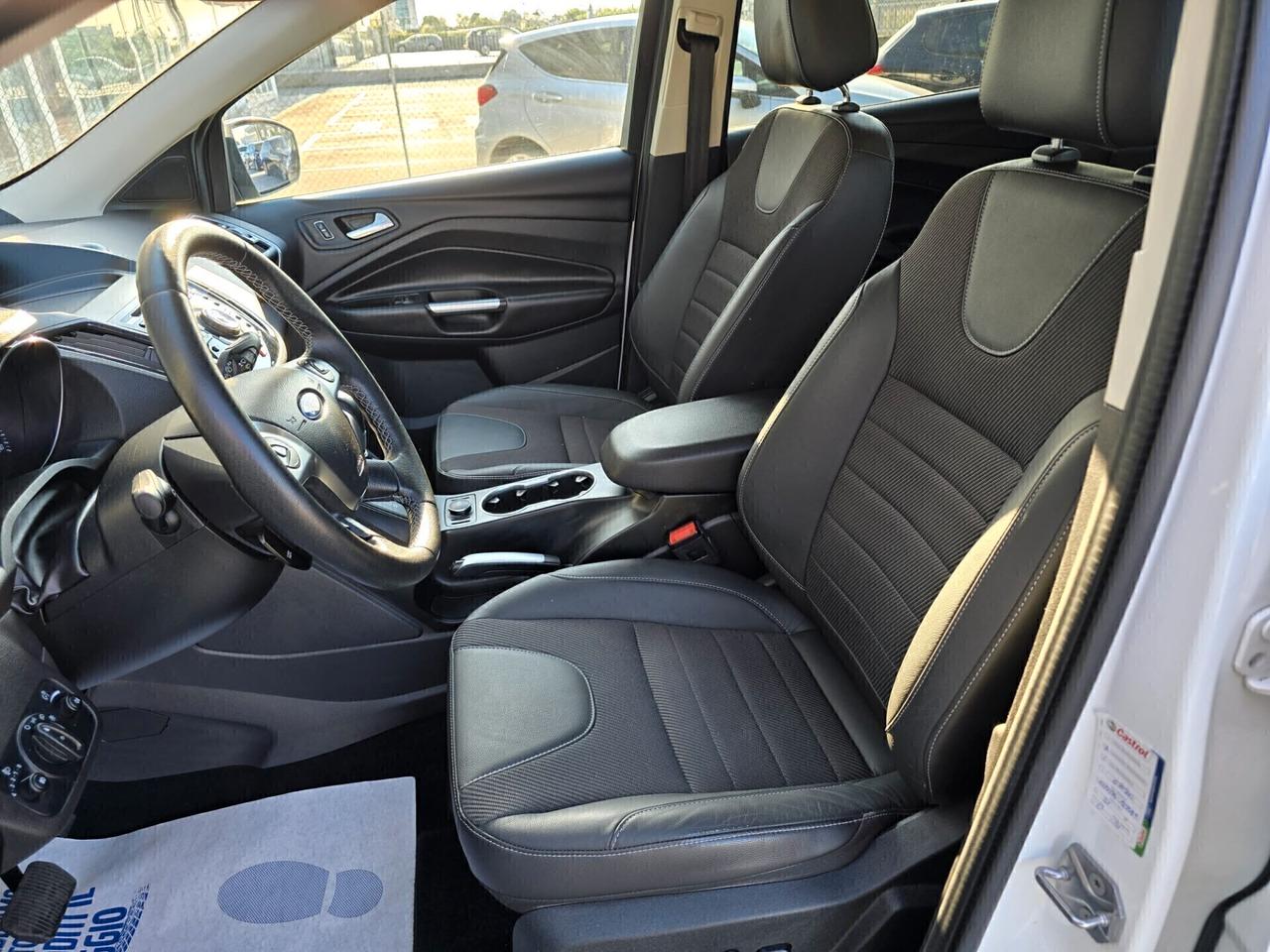 Ford Kuga 2.0 TDCI 180 CV S&S 4WD Powershift Tit.
