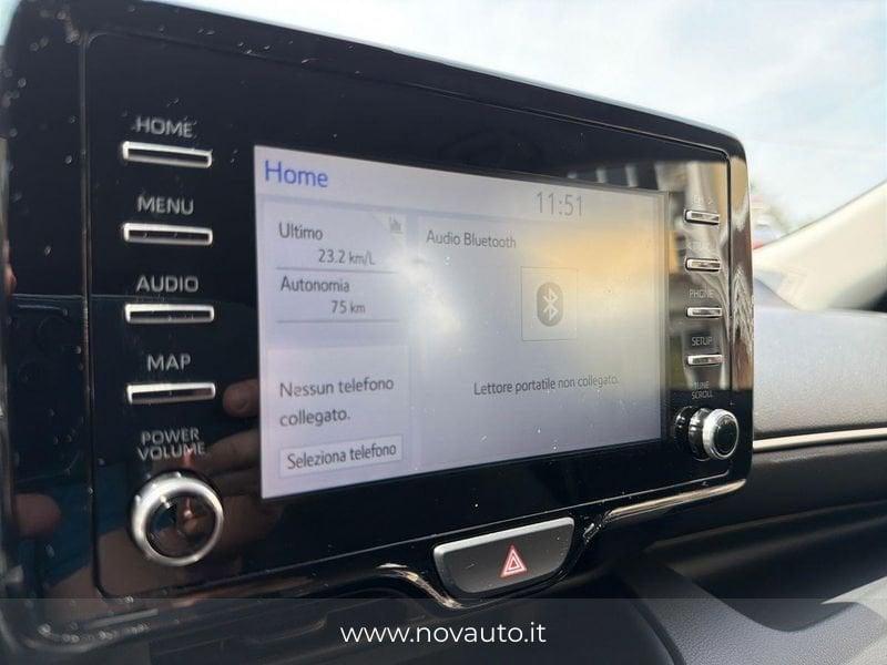 Toyota Yaris Hybrid Trend MY22