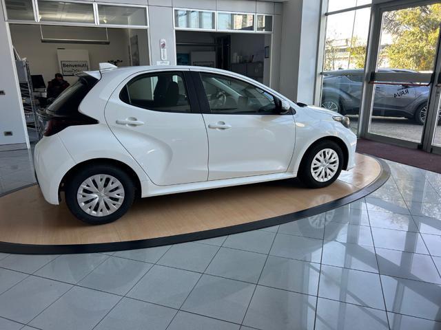 TOYOTA Yaris 1.5 Hybrid 5 porte Active