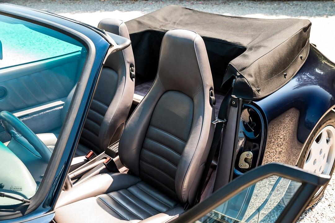 Porsche 911 964 Carrera Cabriolet