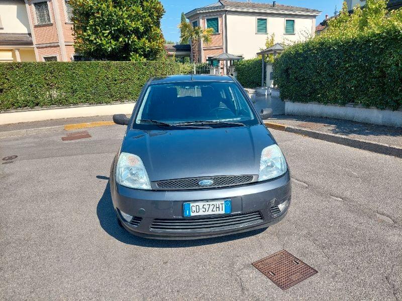 Ford Fiesta 1.2 16V 5p. Ambiente euro4 benzina X Neopatentati