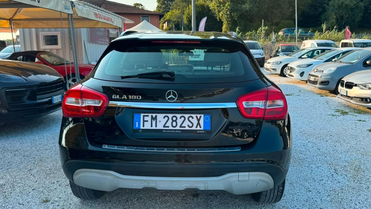 Mercedes-benz GLA 180 Premium