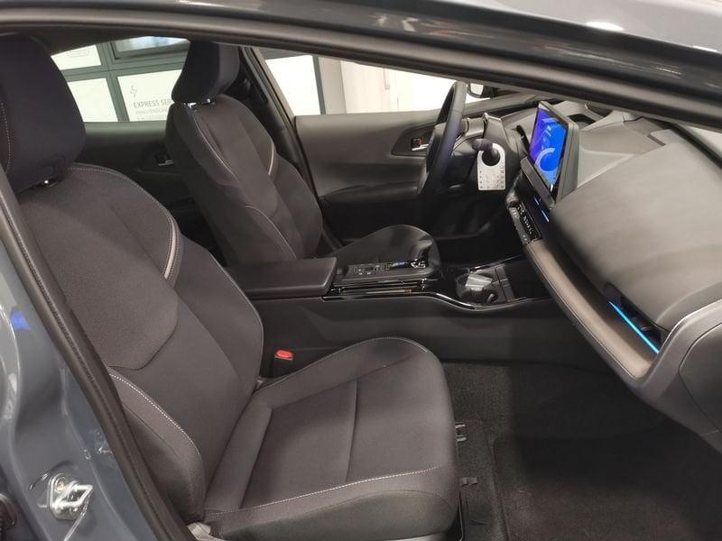 Toyota Prius Plug-in Hybrid Lounge