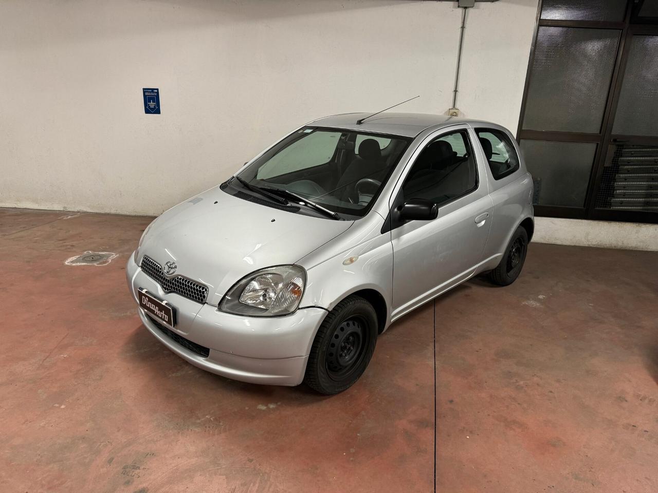 Toyota Yaris 1.0i 16V cat 3 porte