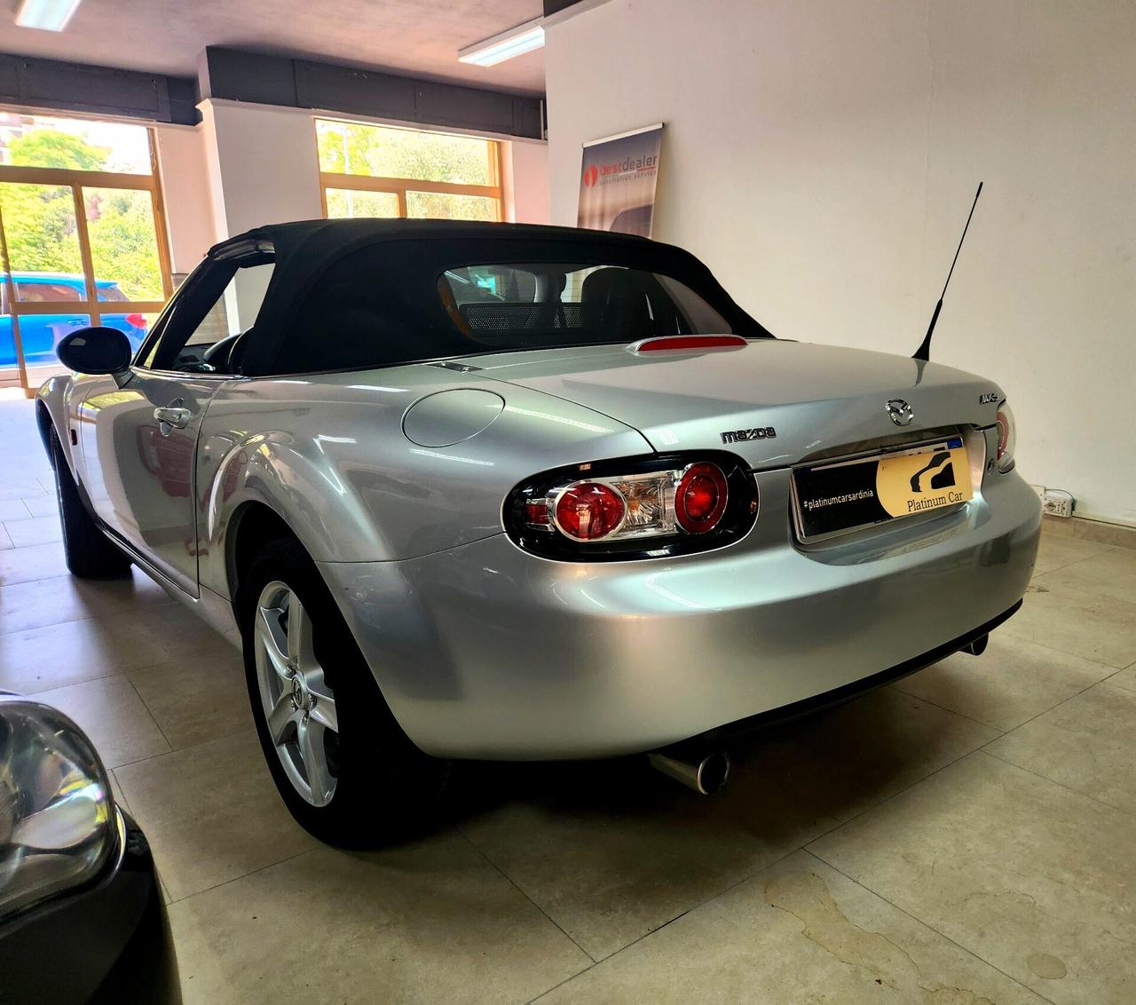 Mazda MX-5 1.8b 16V CABRIO