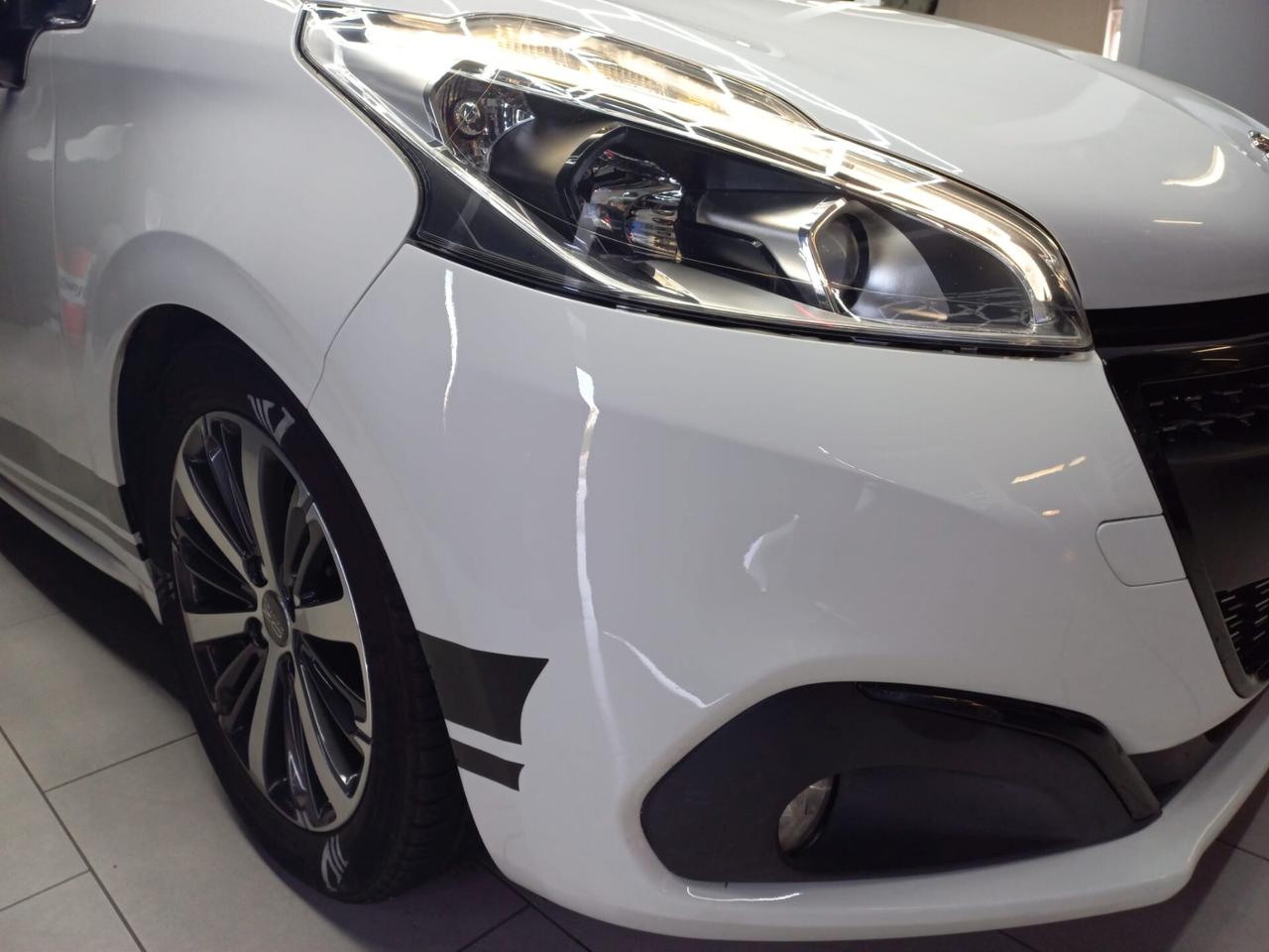 Peugeot 208 PureTech 82 5 porte Allure