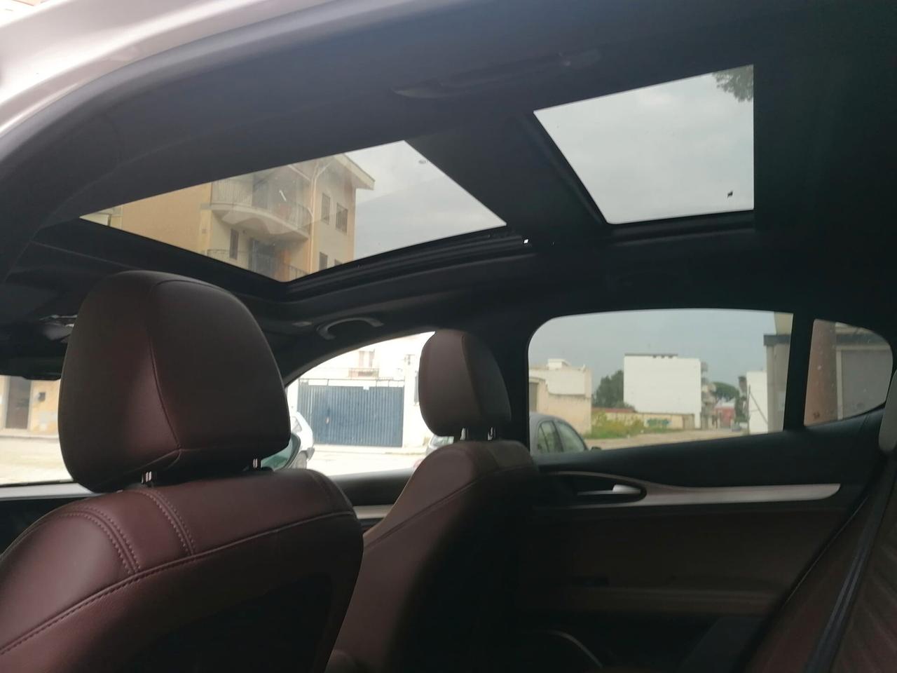 Alfa Romeo Stelvio 2.2 Turbodiesel 210 CV AT8 Q4 Executive TETTO NAVY PELLE H/K 20'