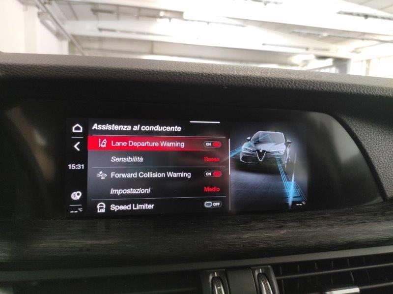 ALFA ROMEO Stelvio (AUTOCARRO) 2.2 Turbodiesel 160 CV AT8 RWD Business