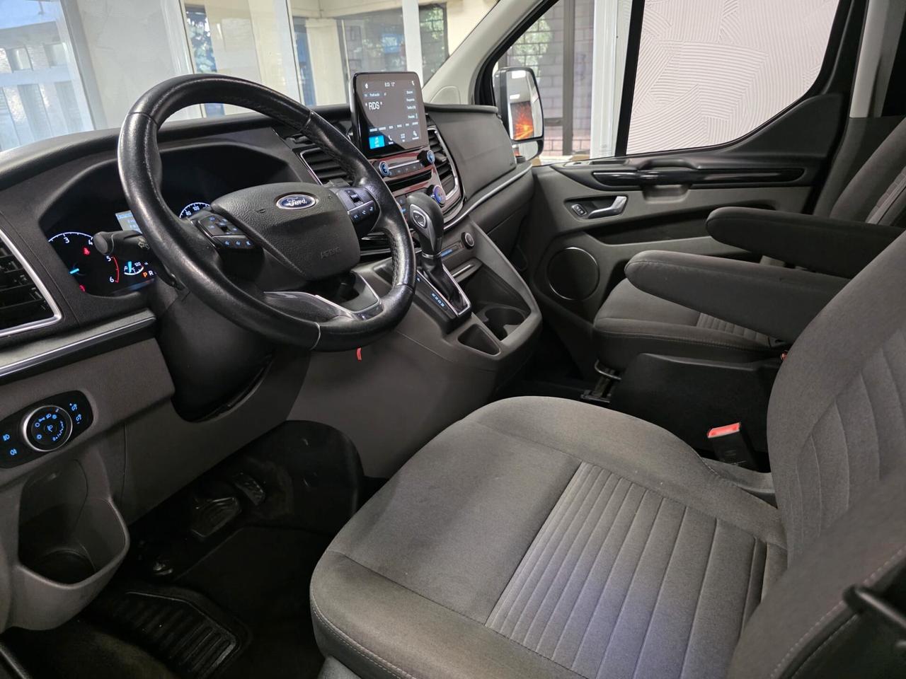 Ford Tourneo Custom 310 2.0 TDCi 170CV PL Titanium