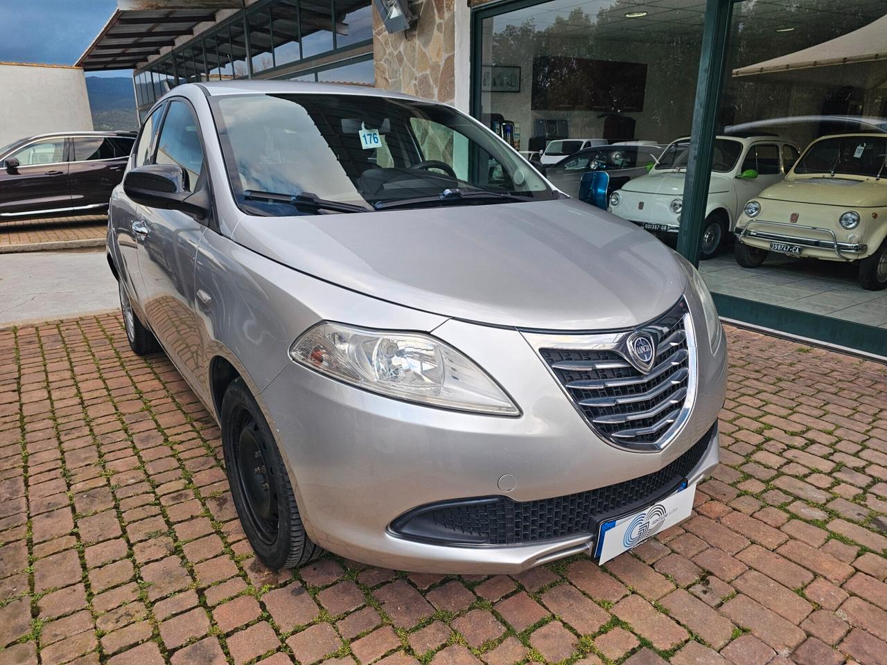 Lancia Ypsilon 1.3 MJT 16V 95 CV 5 porte S&S Silver