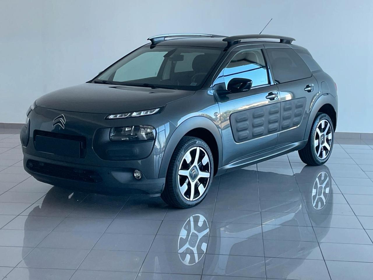 Citroen C4 Cactus BlueHDi 100 Shine