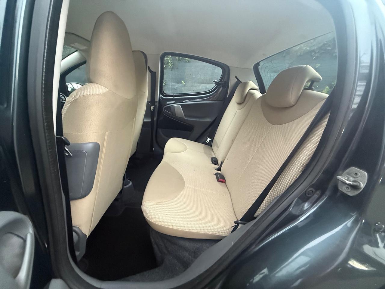 Peugeot 107 1.0 68CV 5p. Urban Move