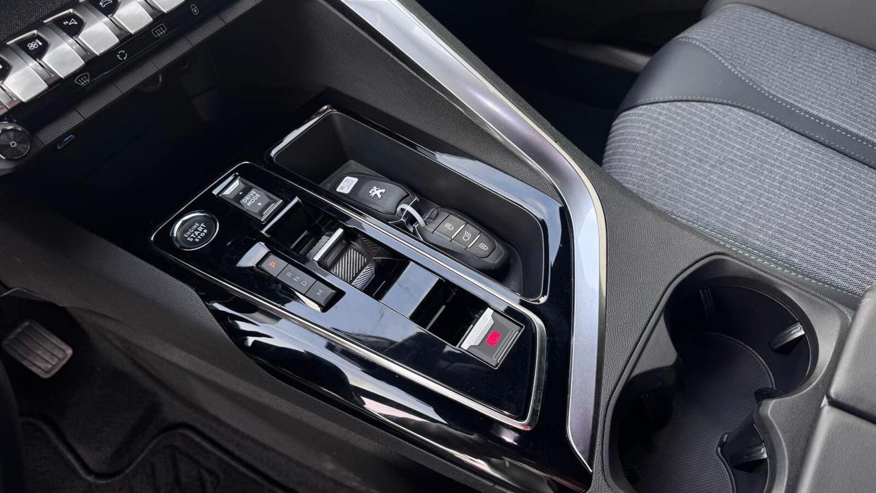 Peugeot 5008 BlueHDi 130 S&S EAT8 Allure Pack