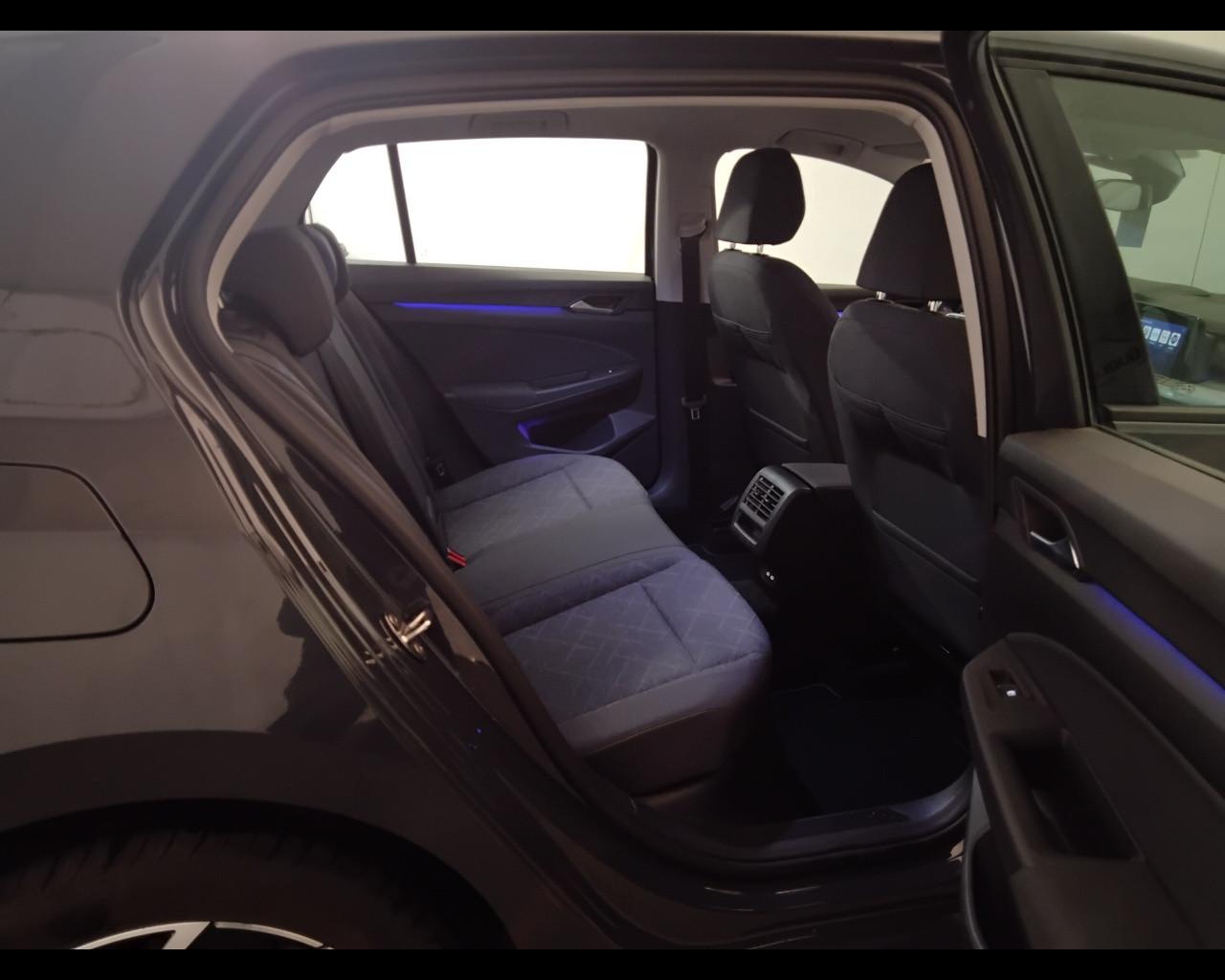 VOLKSWAGEN Golf VIII 2020 - Golf 2.0 tdi Life 115cv