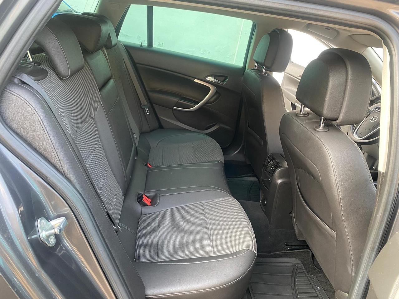 Opel Insignia 1.6 Turbo 180CV Sports Tourer Cosmo