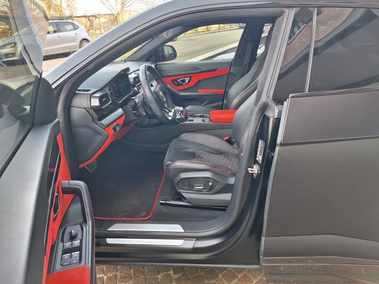 Lamborghini Urus 4.0 Graphite Capsule