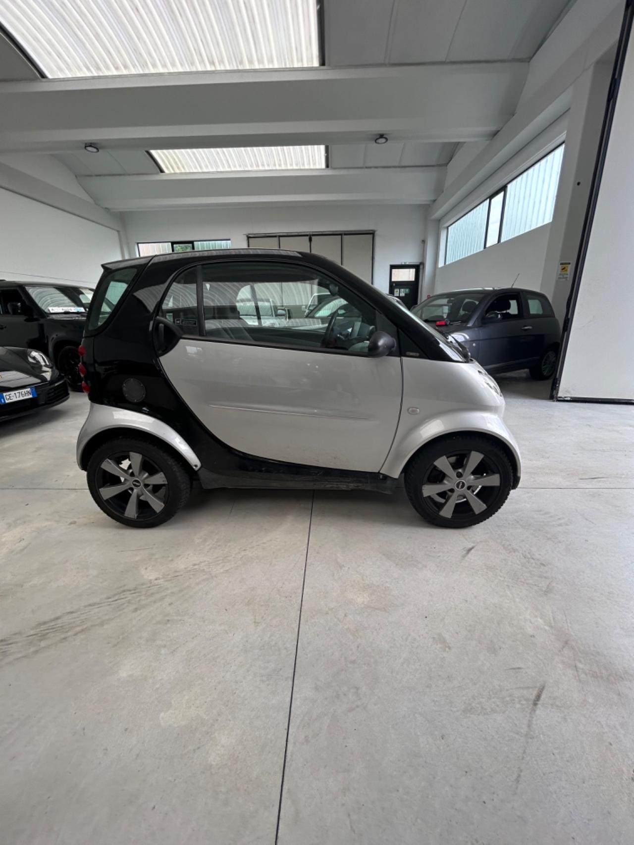 Smart ForTwo 700 coupé passion (45 kW)