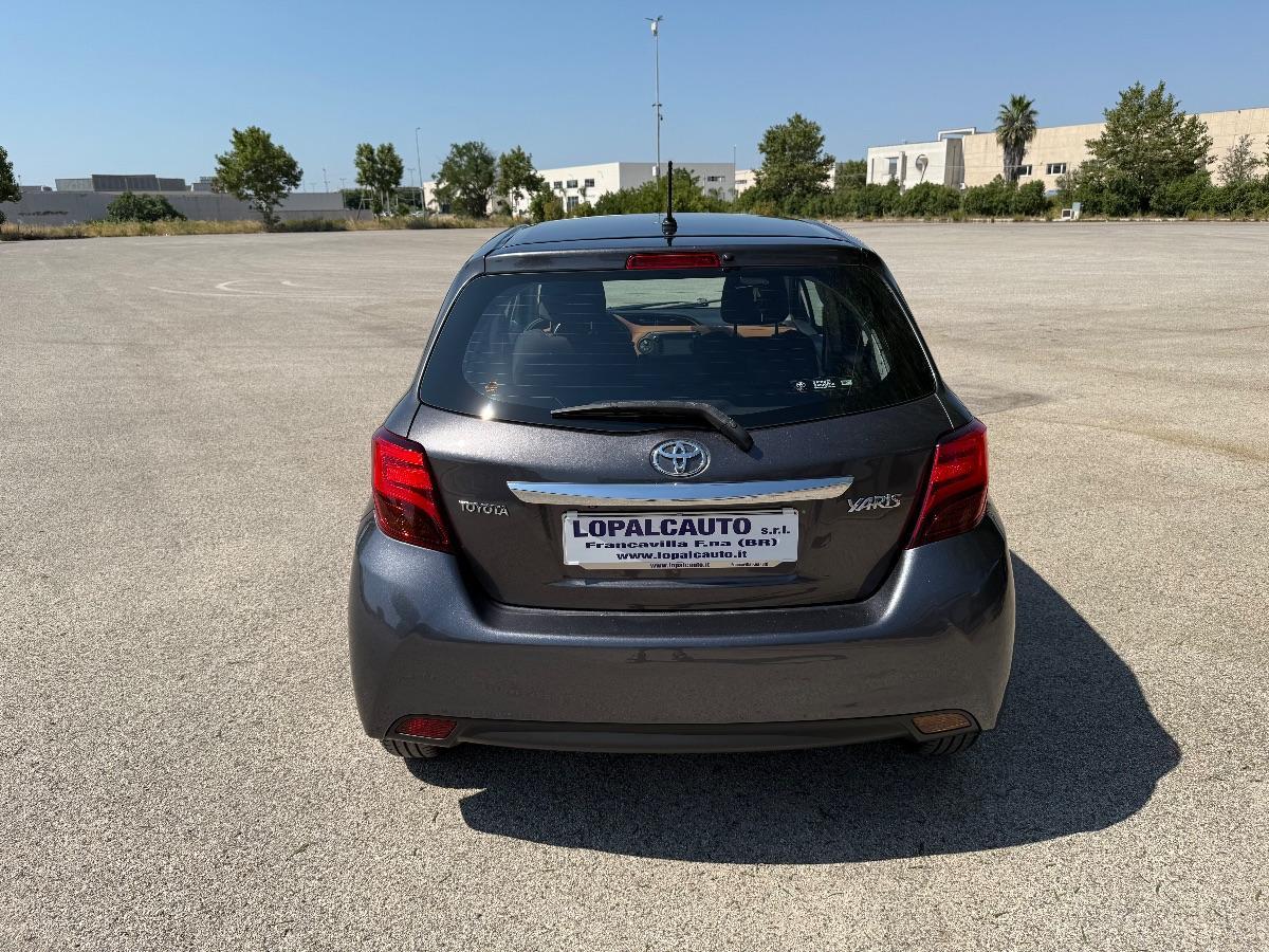 TOYOTA - Yaris - 1.4 D-4D 5p. Lounge MY 16 ; Adatta ai Neopatentati