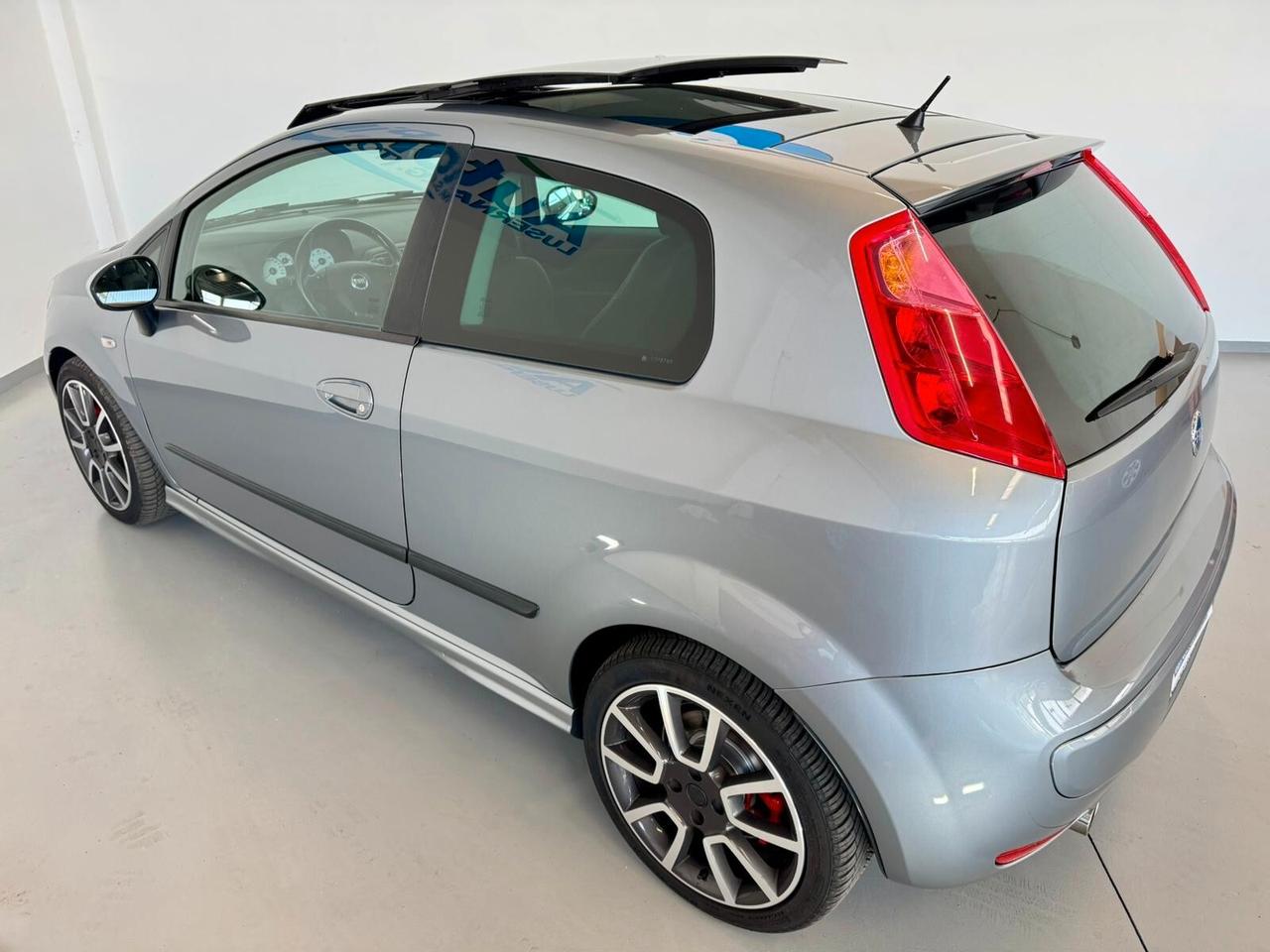 Fiat Grande Punto 1.9 MJT 130 CV 3 porte Sport