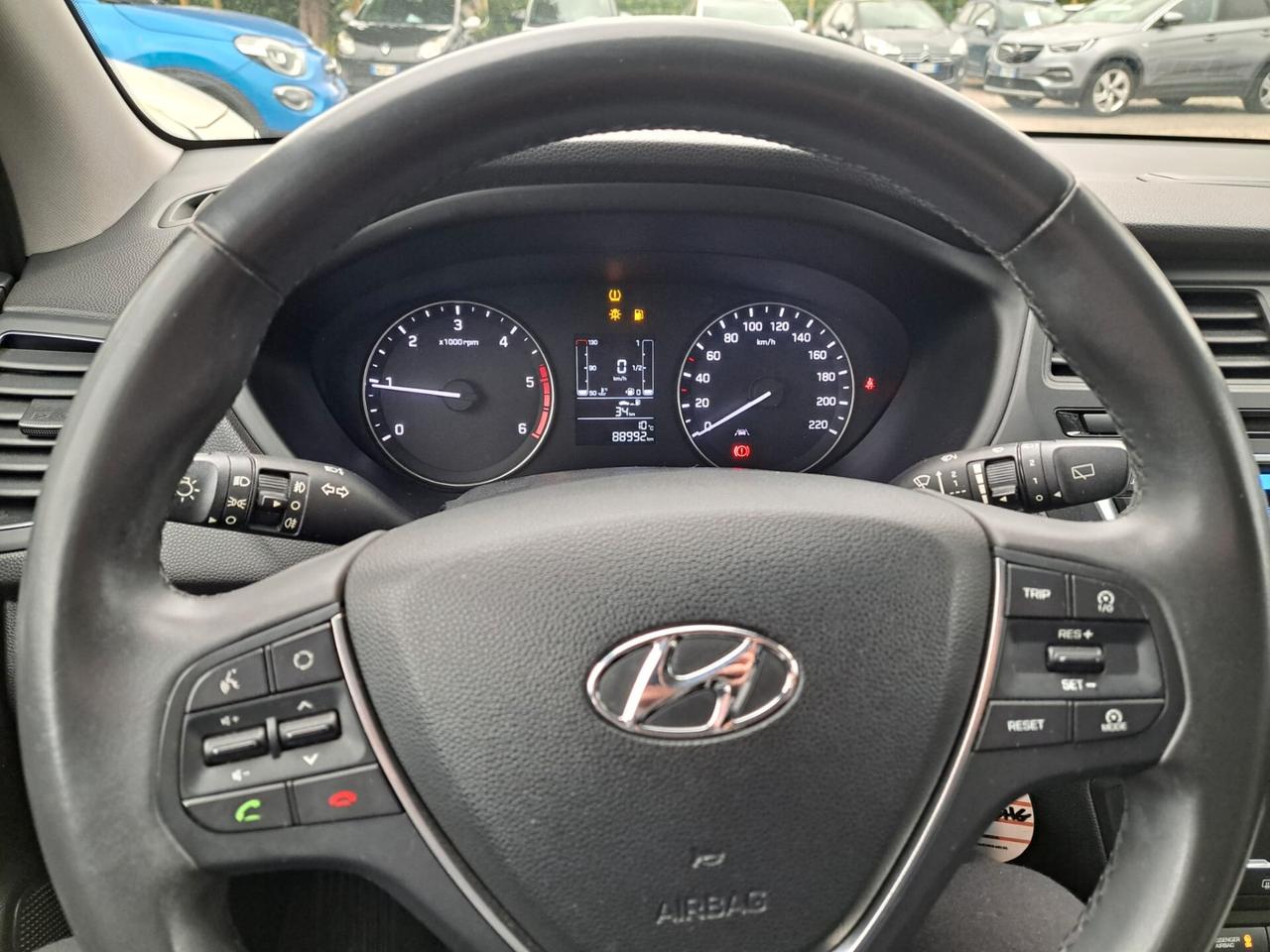 Hyundai i20 1.1 CRDi 12V 5 porte Comfort-NEOPATENTATI EURO 6