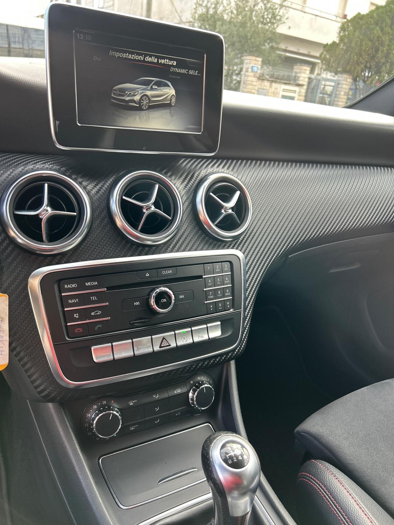 Mercedes-benz A160d Premium AMG -2017