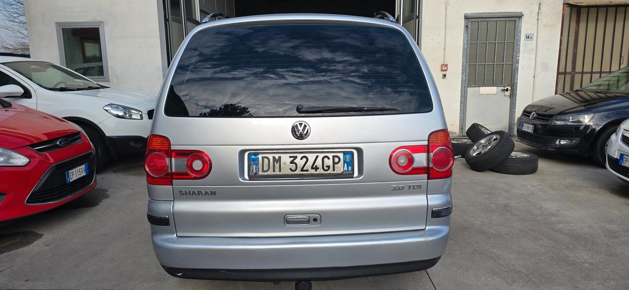 Volkswagen Sharan 2.0 TDI DPF United