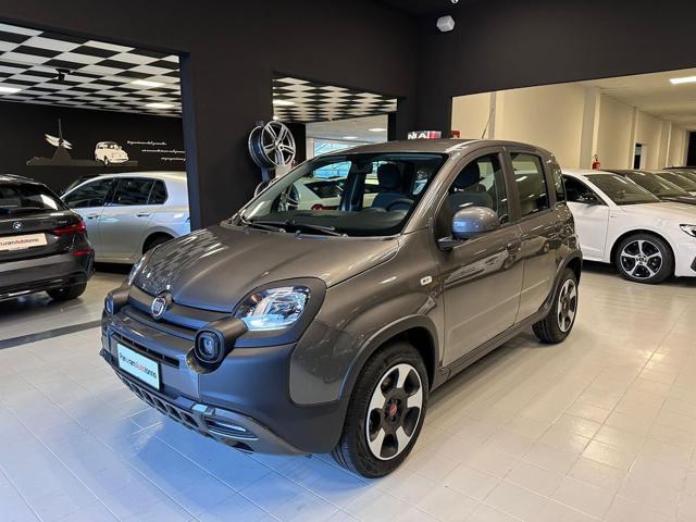 FIAT Panda 1.0 FireFly S&S Hybrid City Cross