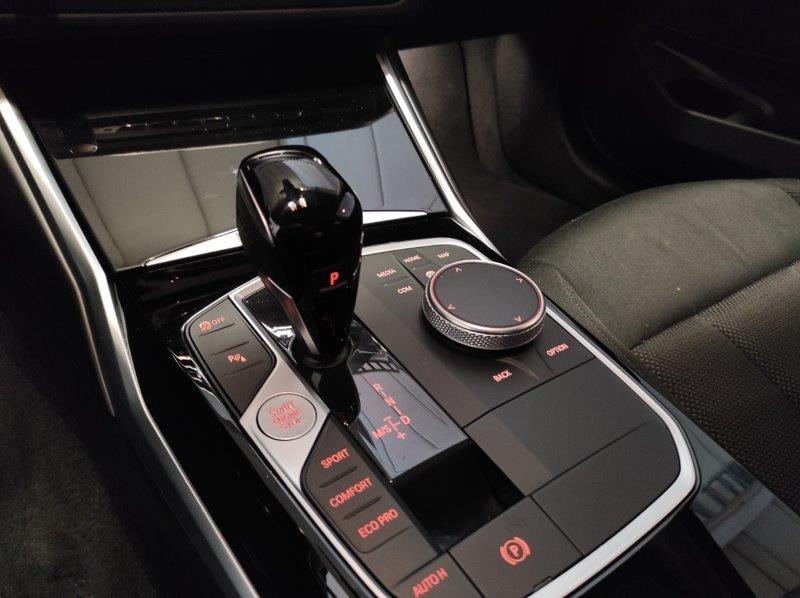 BMW Serie 3(G20/1-80/1) - 318d 48V Business Advantage