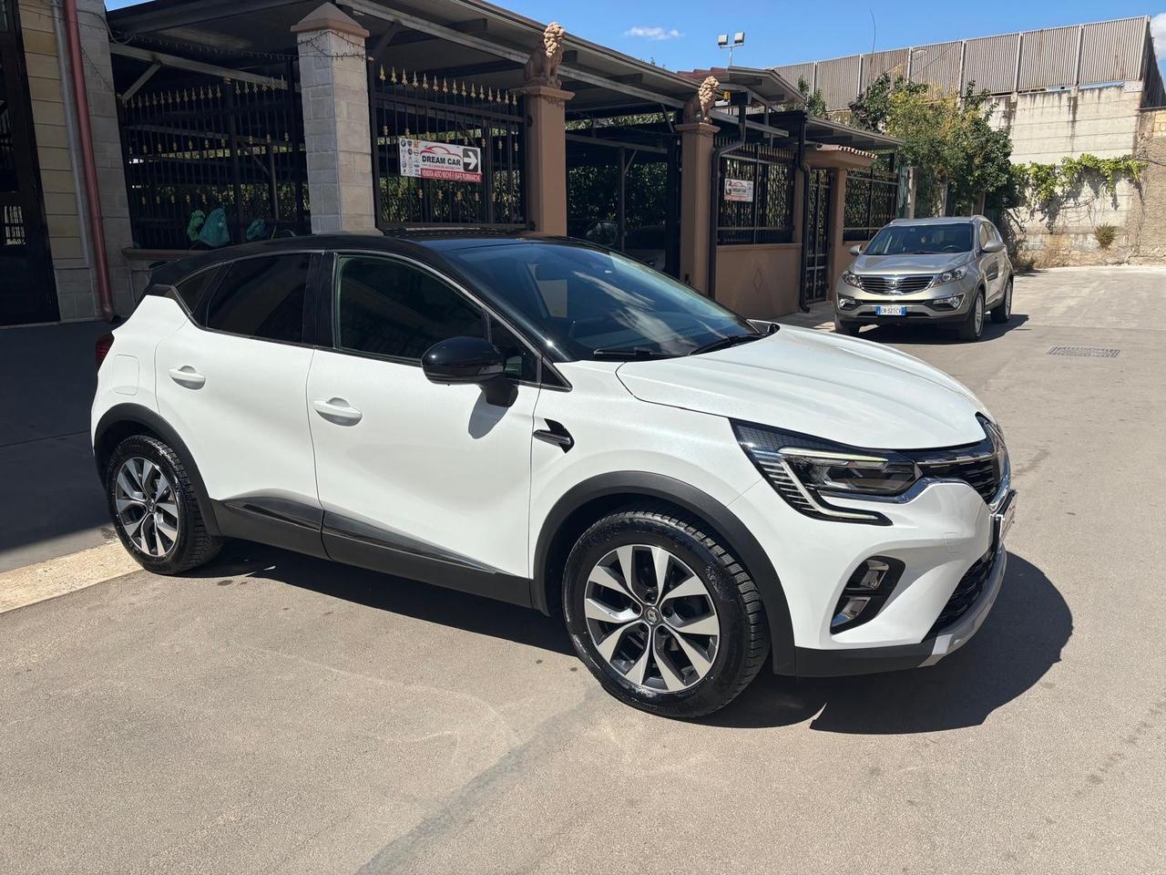 Renault Captur Blue dCi 115 CV EDC Intens