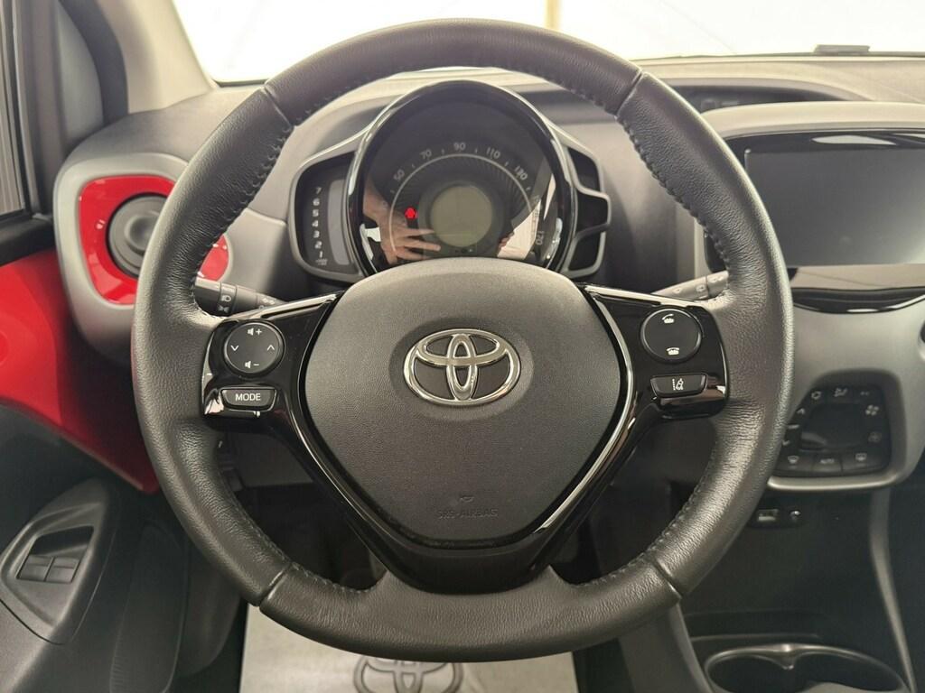 Toyota Aygo 5 Porte 1.0 VVT-i x-play