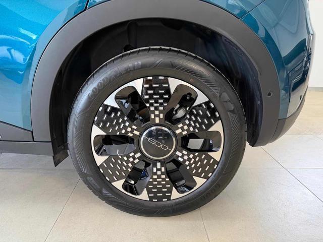 FIAT 600 Hybrid 100 CV DCT MHEV La Prima