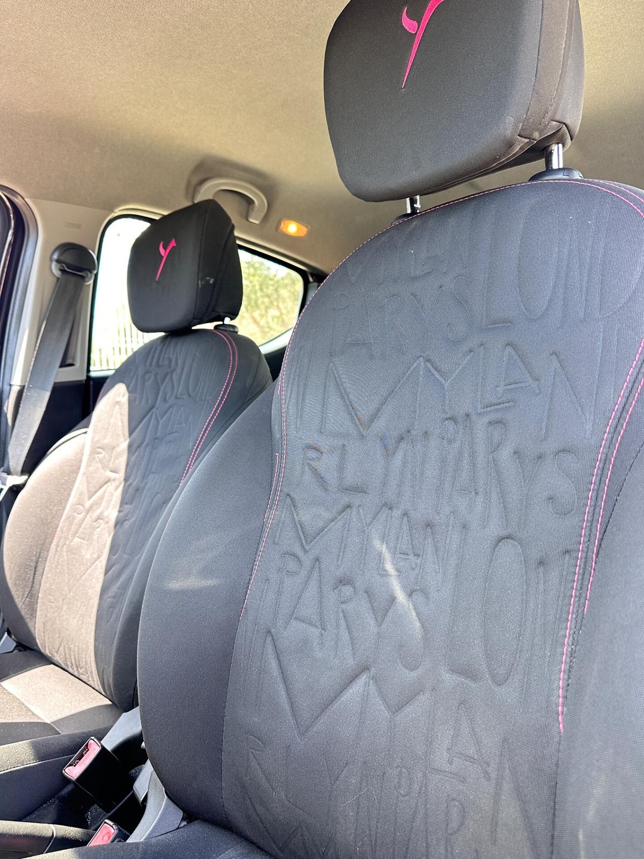 Lancia Ypsilon 1.3 95 cv elefantino viola-Mod.2014