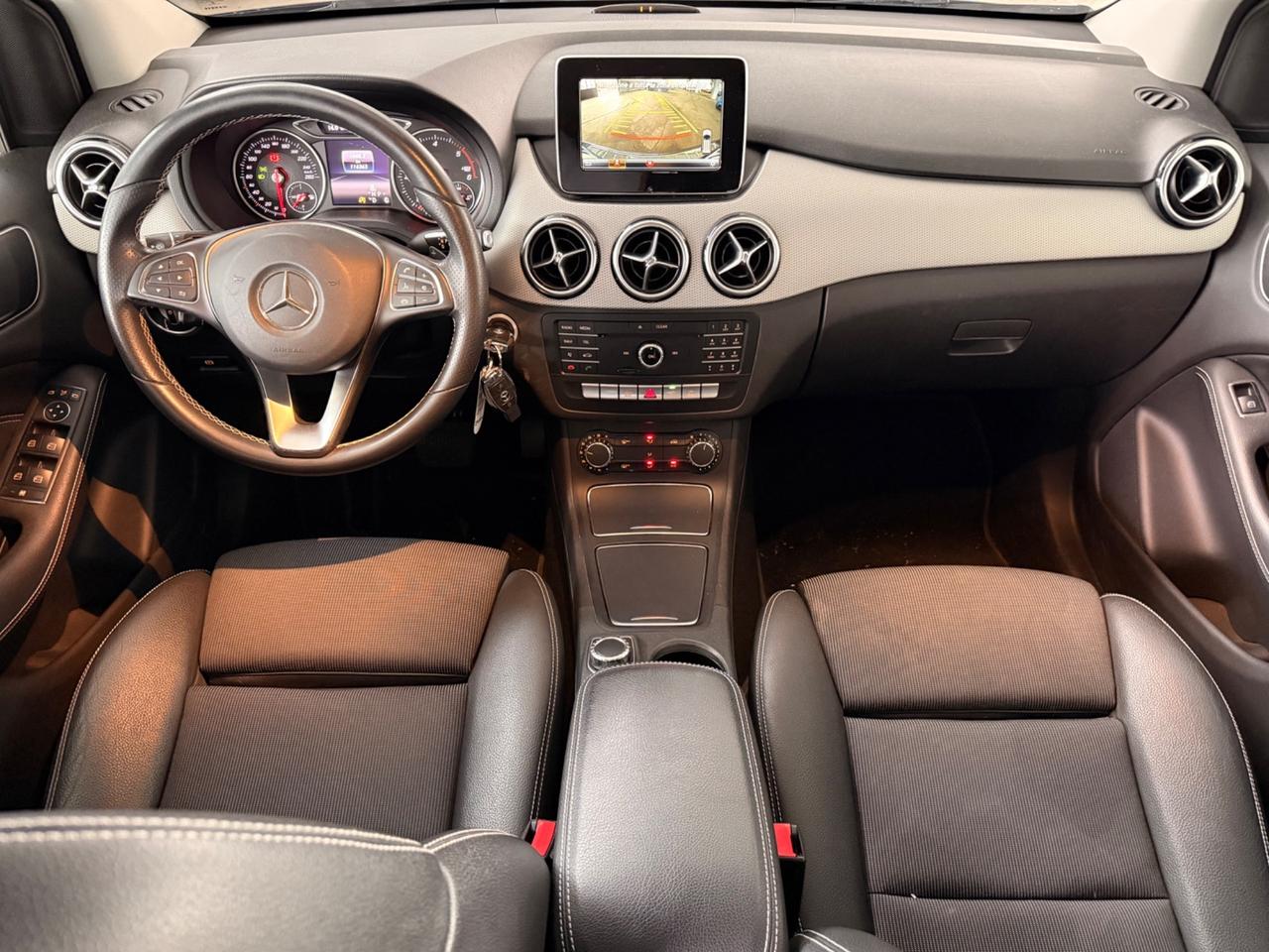 Mercedes-benz B 200 d Automatic Sport