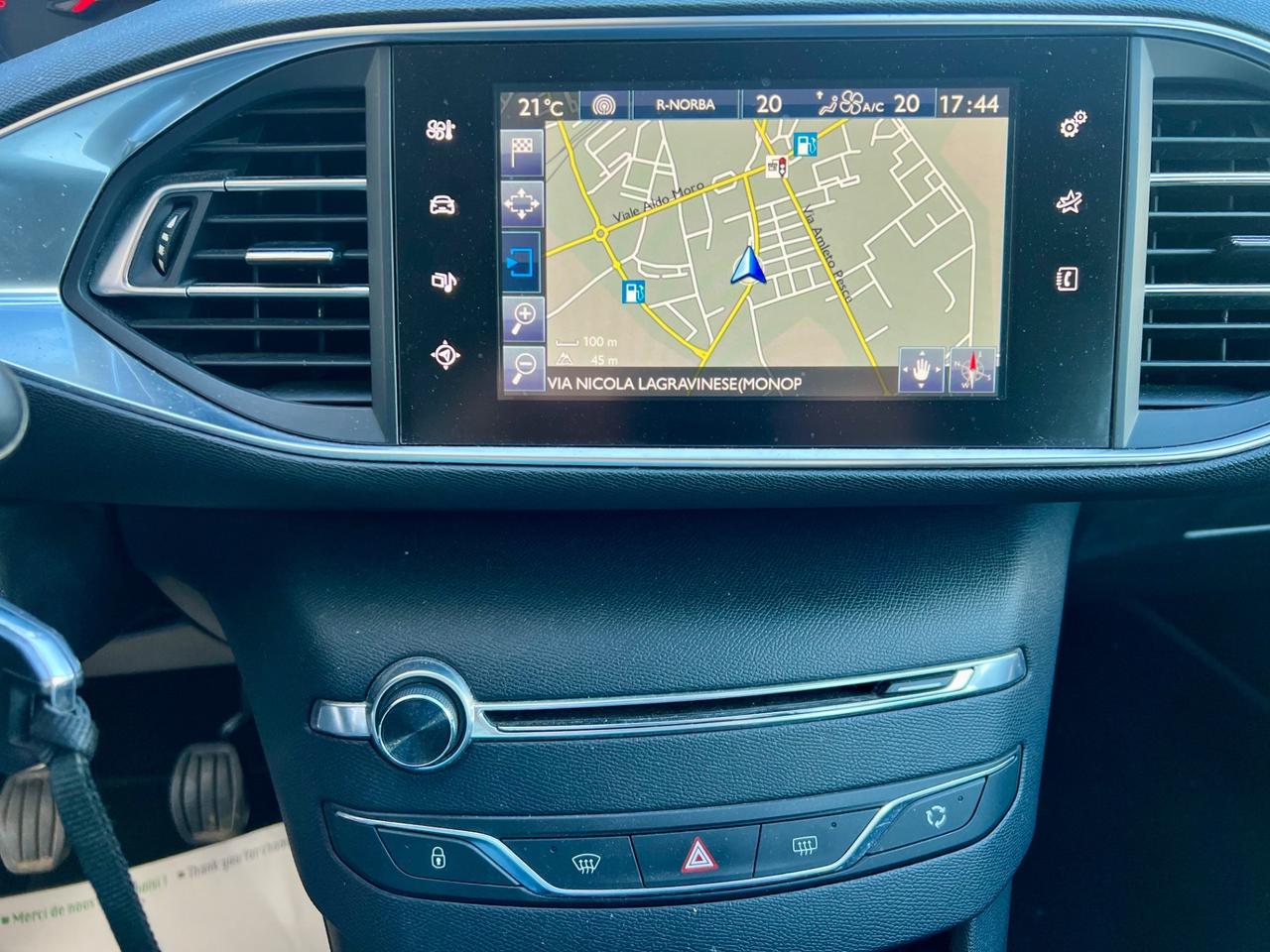 Peugeot 308 BlueHDi 120 S&S SW Business