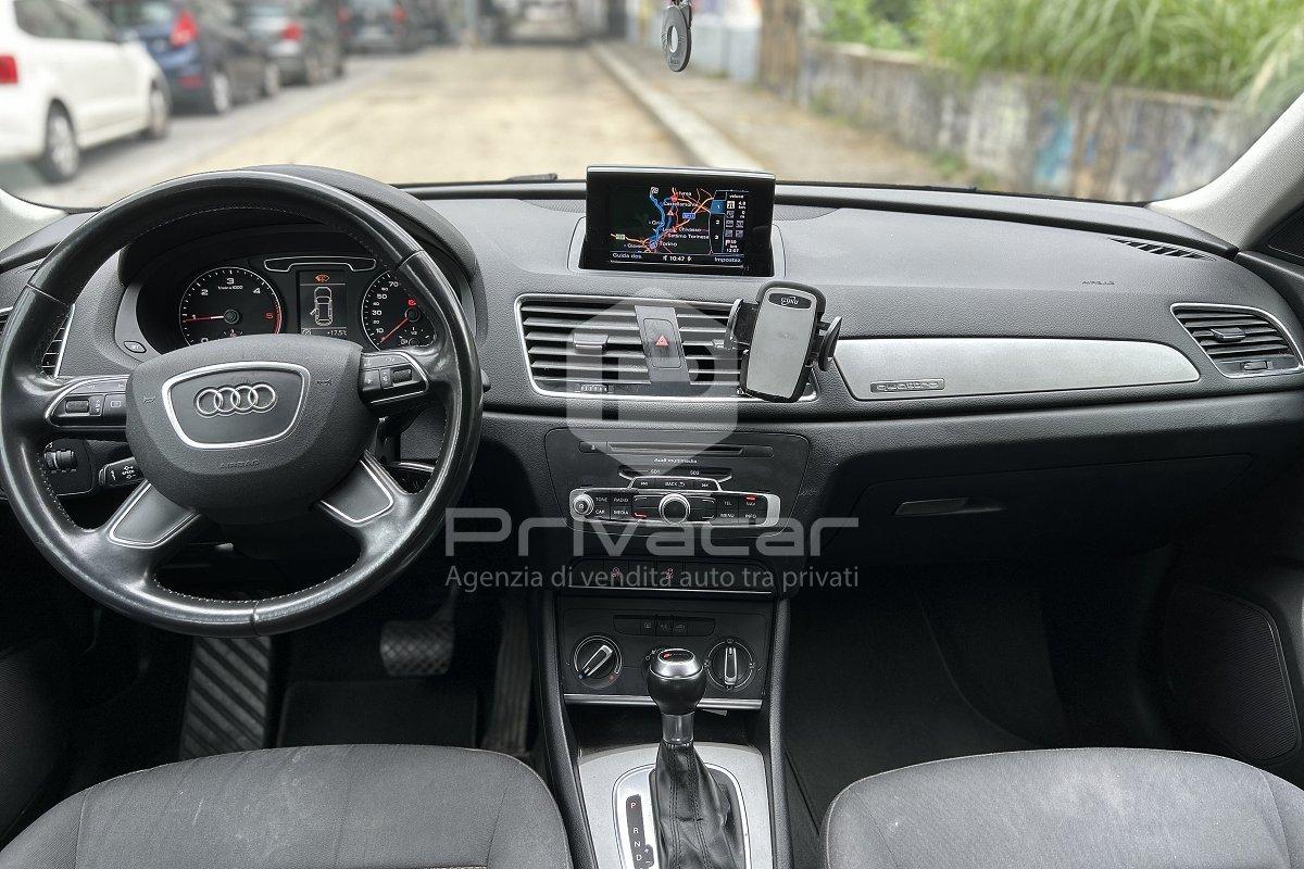 AUDI Q3 2.0 TDI quattro S tronic Business Plus